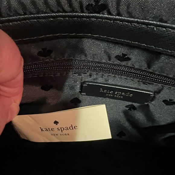 Kate Spade floral crossbody and matching wallet - Picture 4 of 10